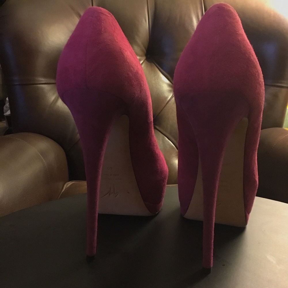 Giuseppe Zanotti magenta suede 6” heel shoes 40 10 - Picture 6 of 9